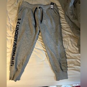 NWT Women’s Under Armour Joggers
